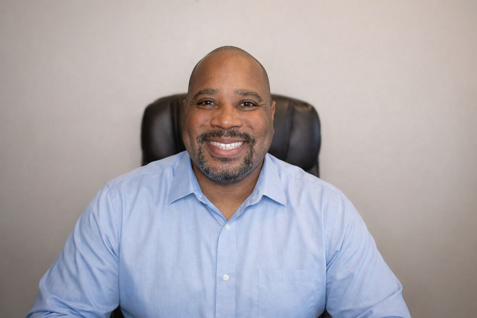 Lawrence — AI & AWS Expert